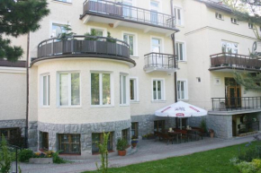 Отель Apartamenty Paradis Zakopane  Закопане